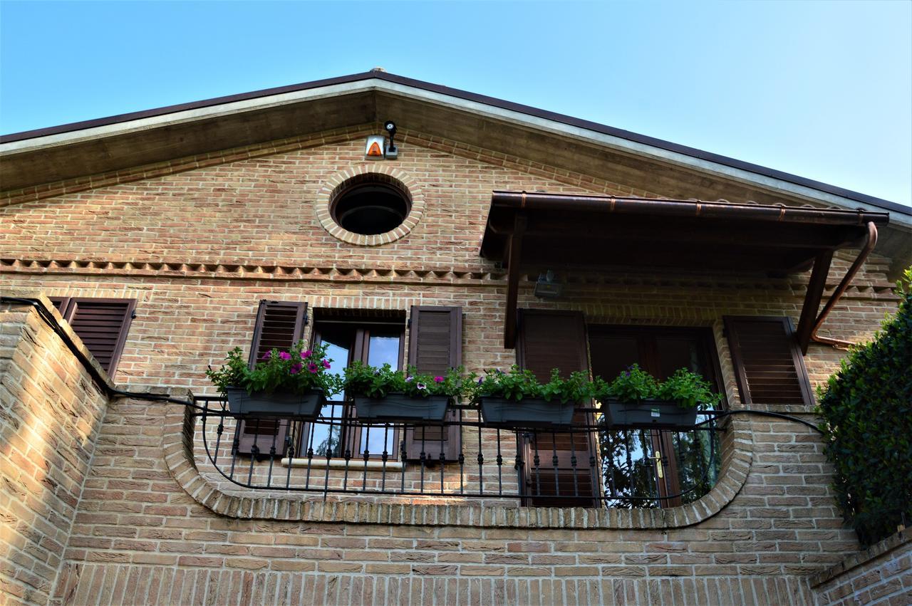 B&B Madonna Carradori Offagna 외부 사진