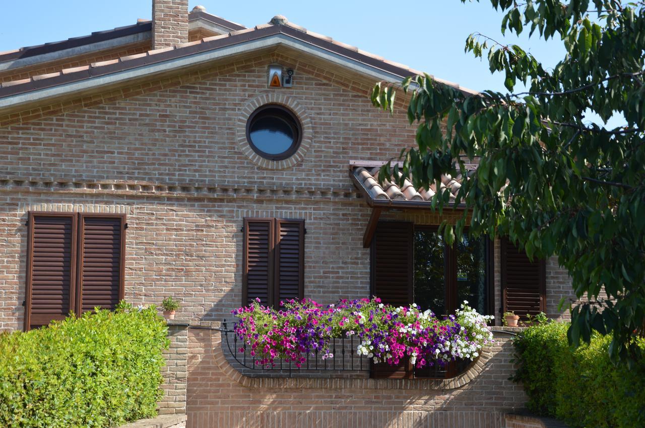 B&B Madonna Carradori Offagna 외부 사진